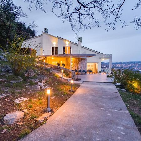 Premium Villa, Heatable Infinity Pool, Jacuzzi And Seaview, Beach And City Just 10Min By Foot Volosko Luaran gambar