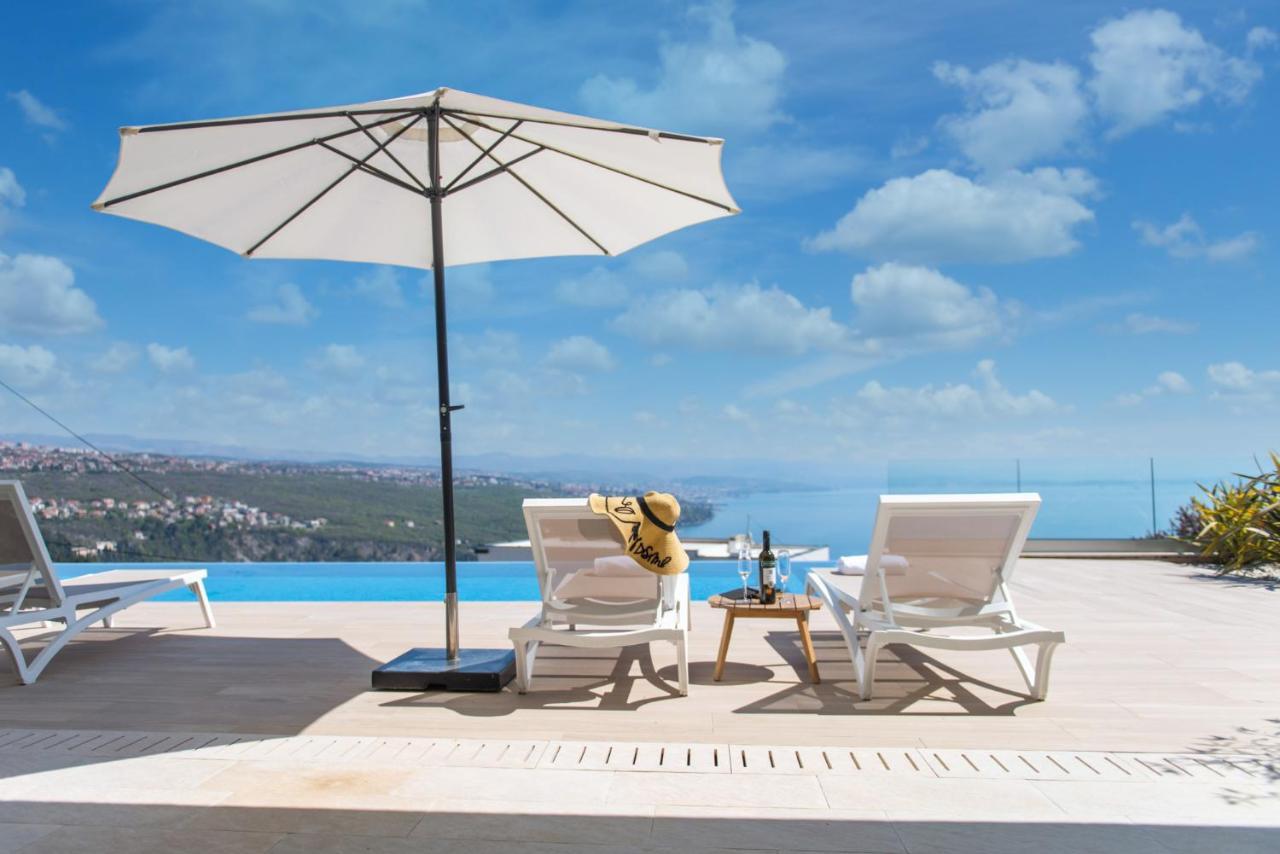 Premium Villa, Heatable Infinity Pool, Jacuzzi And Seaview, Beach And City Just 10Min By Foot Volosko Luaran gambar