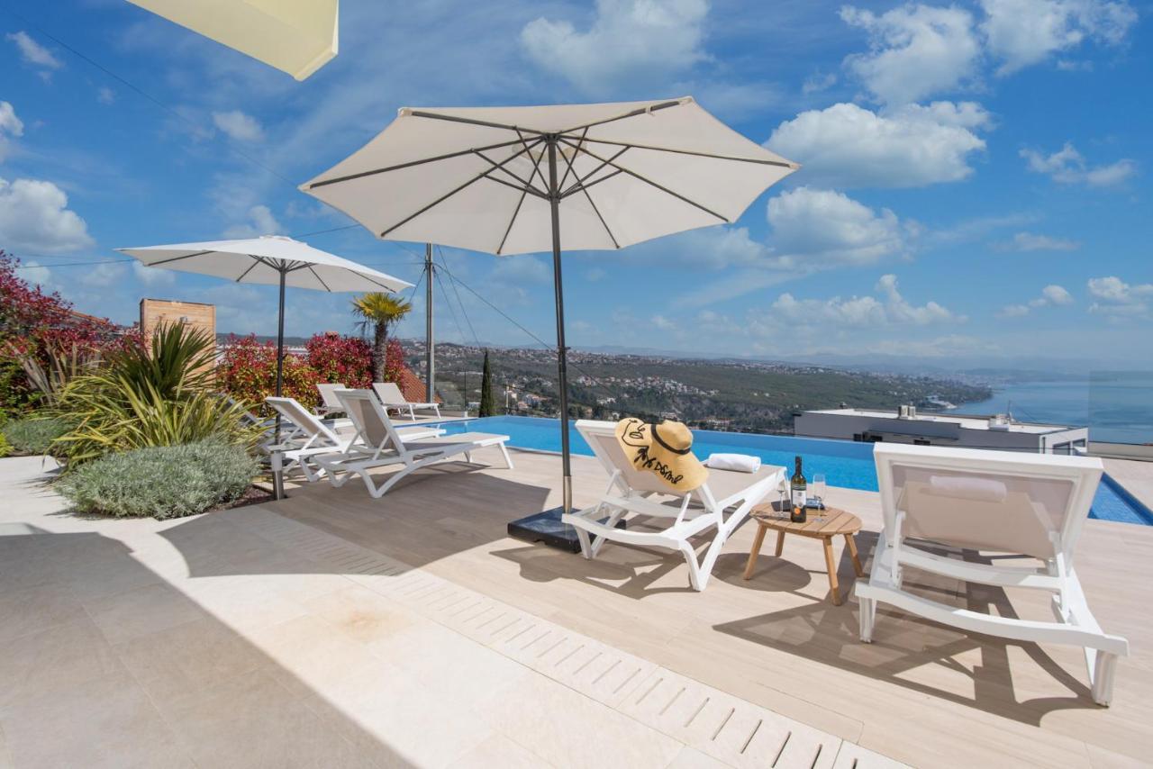 Premium Villa, Heatable Infinity Pool, Jacuzzi And Seaview, Beach And City Just 10Min By Foot Volosko Luaran gambar