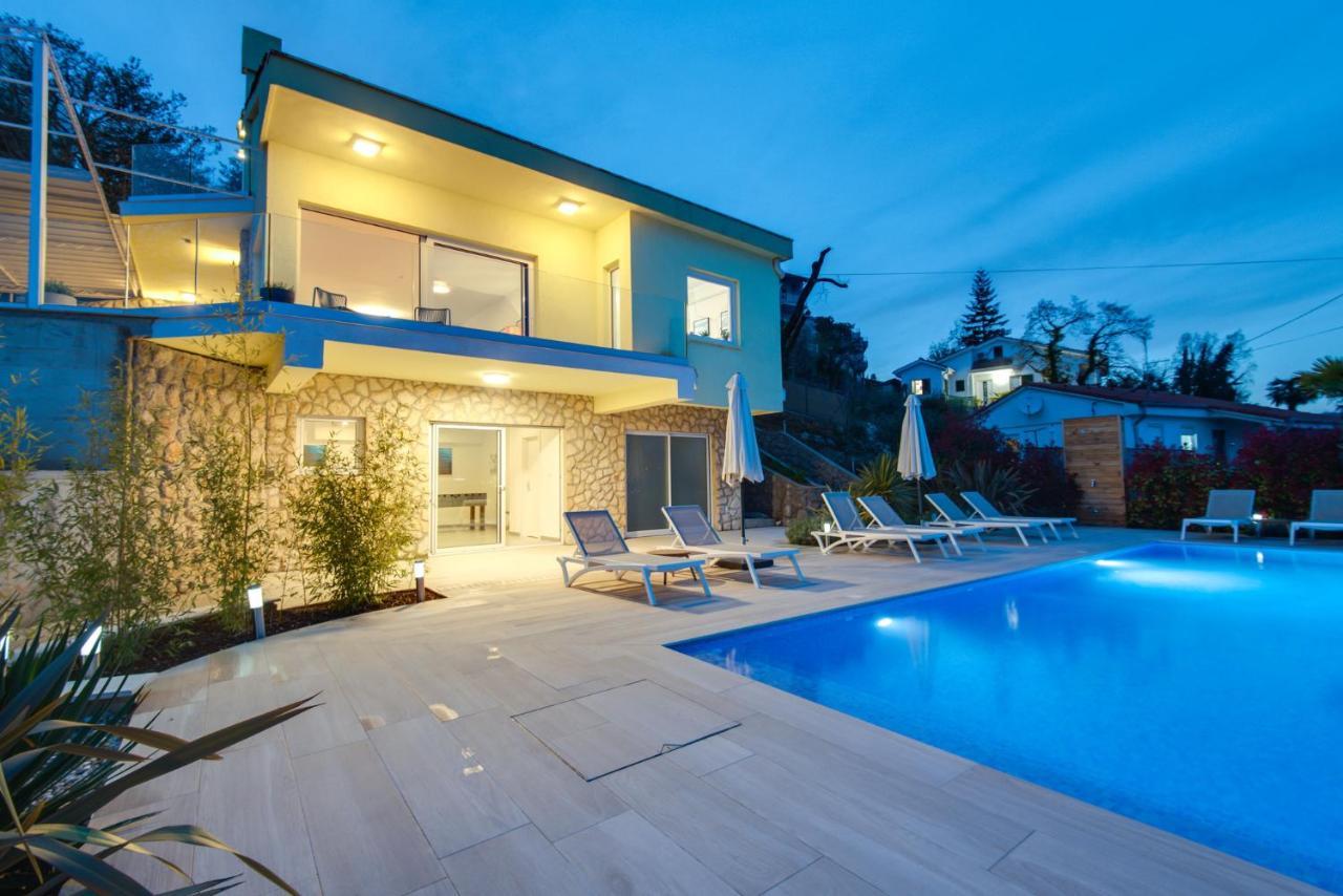 Premium Villa, Heatable Infinity Pool, Jacuzzi And Seaview, Beach And City Just 10Min By Foot Volosko Luaran gambar