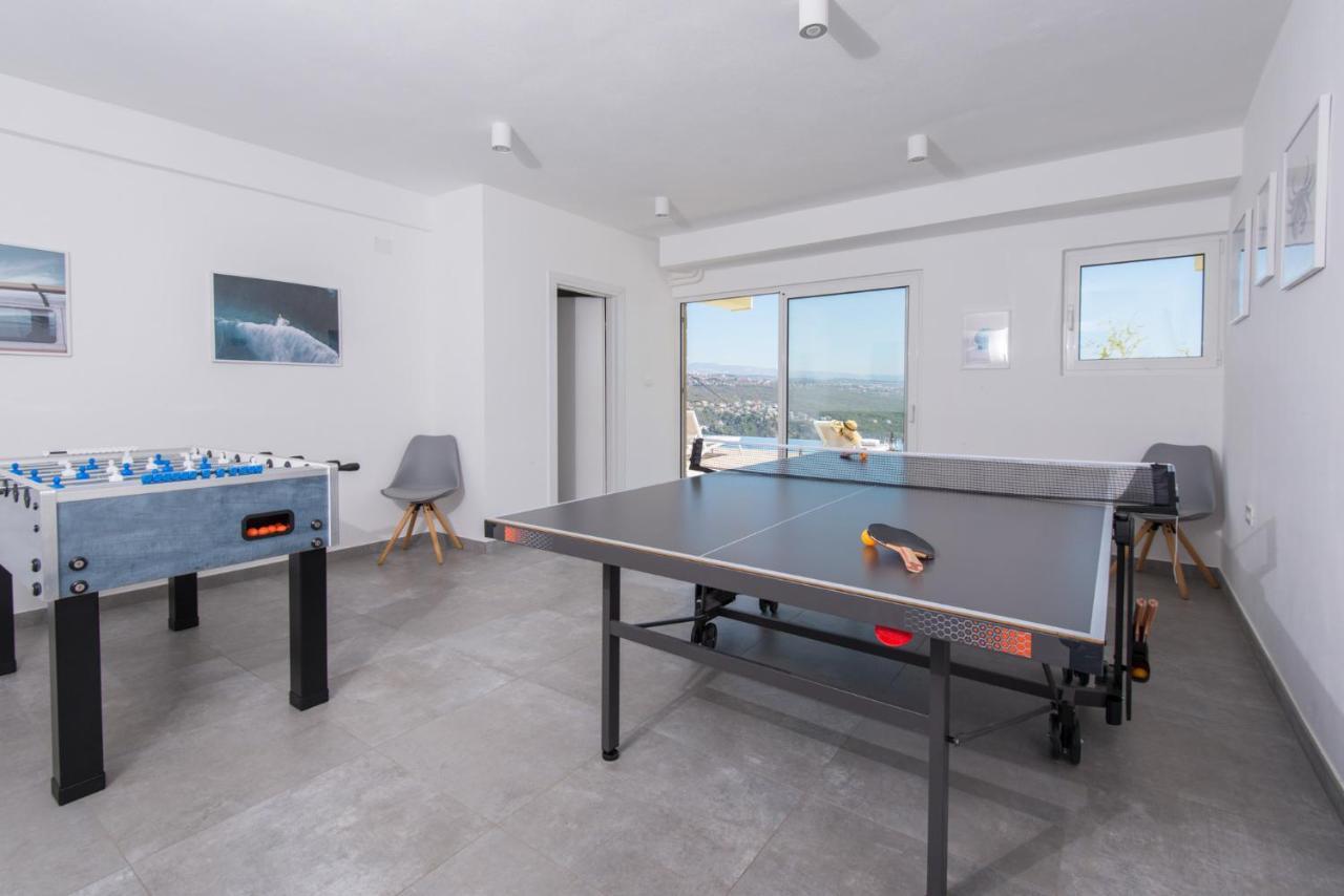 Premium Villa, Heatable Infinity Pool, Jacuzzi And Seaview, Beach And City Just 10Min By Foot Volosko Luaran gambar