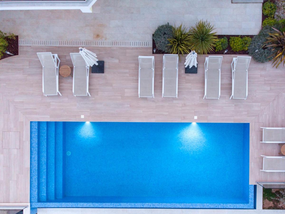 Premium Villa, Heatable Infinity Pool, Jacuzzi And Seaview, Beach And City Just 10Min By Foot Volosko Luaran gambar